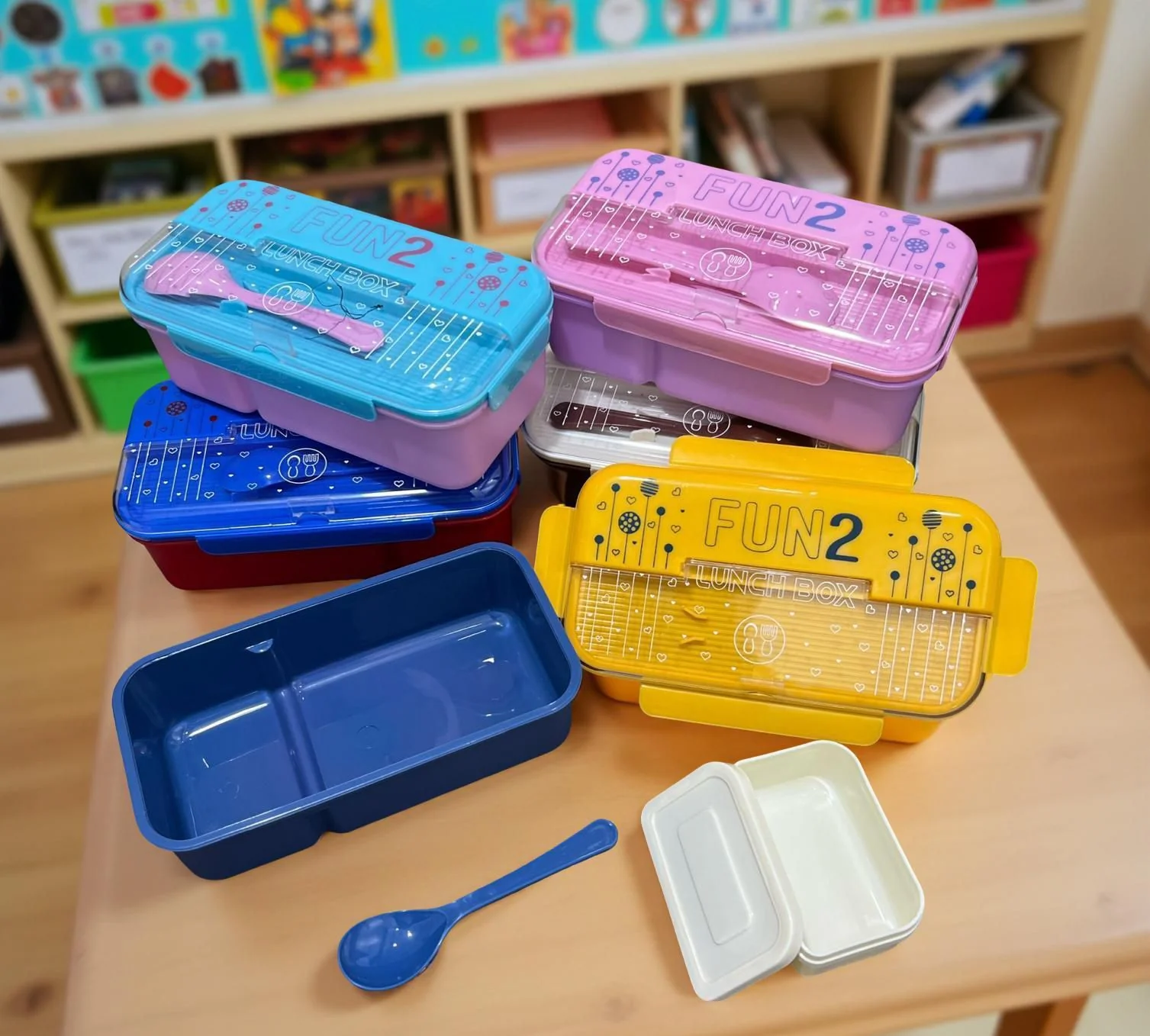 Fun 2 Kids Insulated Dual-Compartment Lunch Box